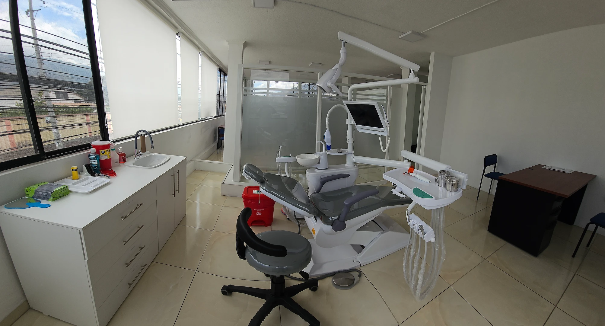 Methrodent | Odontólogos en Quito